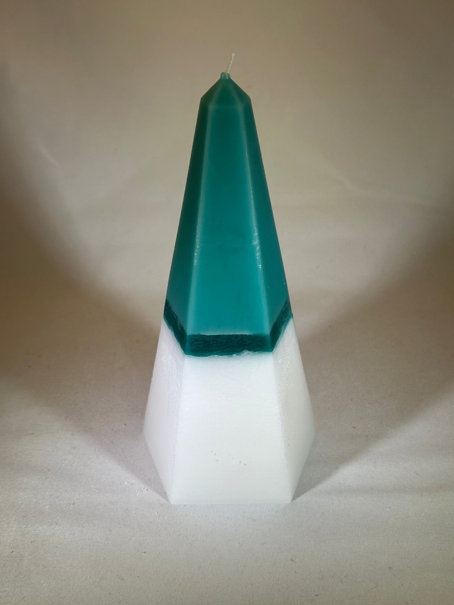 Pentagon Pyramid - Sea Minerals Scent, Teal/White